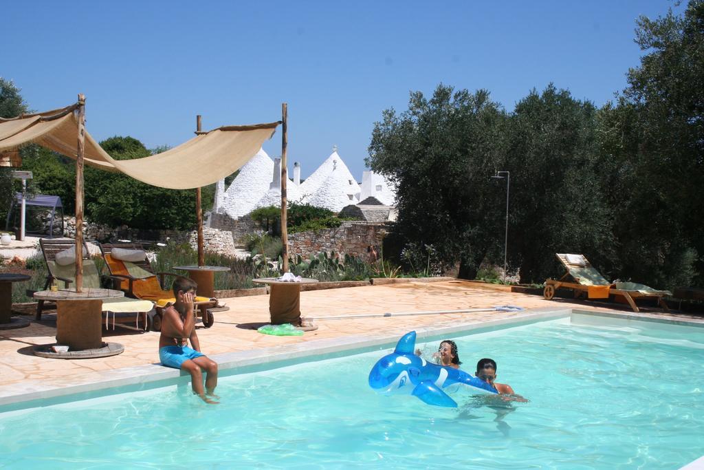 I Trulli Di Acquarossa Aparthotel Cisternino Luaran gambar